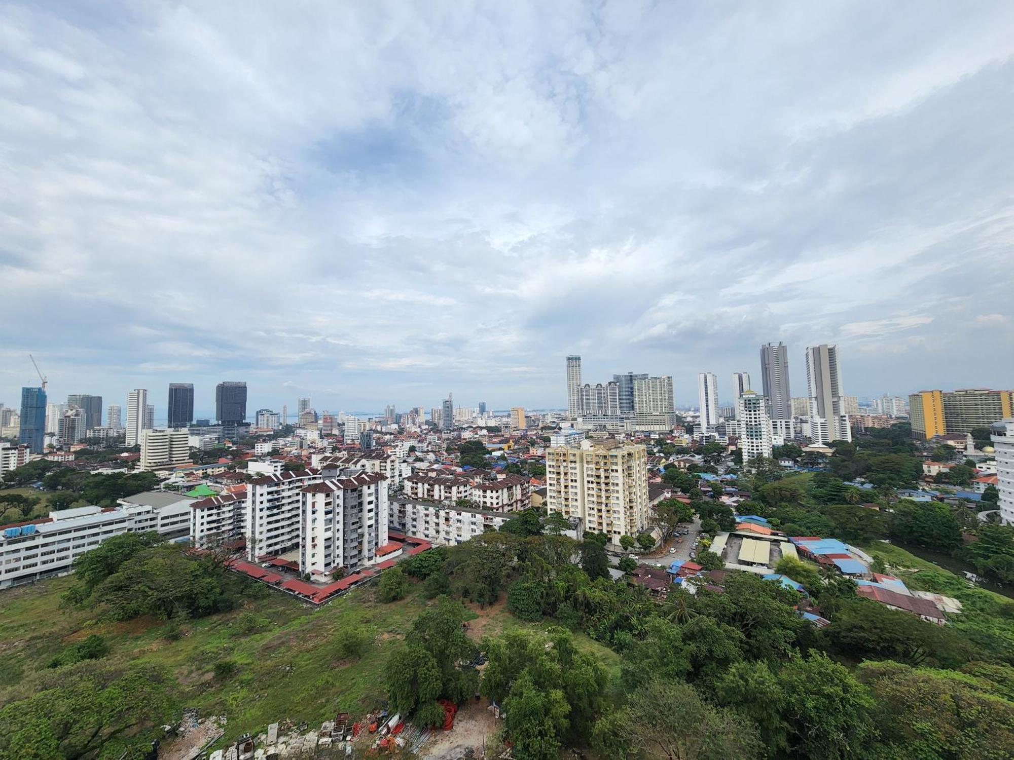 Beacon Executive Suite - Skypool Penang View George Town Exterior foto